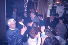 1987-Bombakkes-Herringschelle-bij-Hotel-Cafe-van-Arensbergen-12