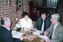 1984-Bombakkes-Bespreking-Prinsschap-Contractondertekening-04