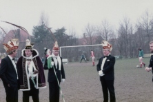 1984-Prins-Karel-Aftrap-voetbalwedstrijd-Vitesse-02