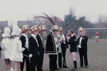 1984-Prins-Karel-Aftrap-voetbalwedstrijd-Vitesse-03