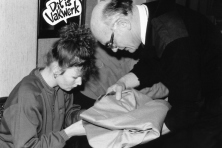1990-Bombakkes-Prinsenfoto-maken-bij-Bosten-05