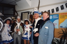 1991-Bombakkes-op-bezoek-bij-Garage-ten-Haaf-Ottersum