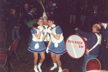 1996-Bombakkesprins-Gerrit1-met-Dansmarietjes