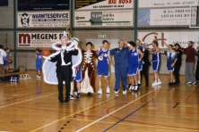 2003-Prins-Hans-dn-Vierde-1e-opslag-Basketbalwedstrijd-03