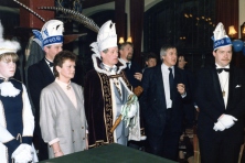 1988-Bombakkes-Uitreiking-Bombakkeskrant-01
