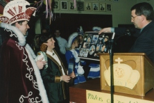 1994-Bombakkes-Krant-uitreiking-05