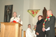 opening2011-077