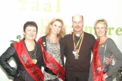 opening2011-095