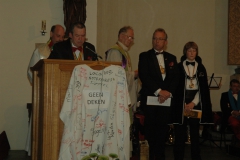 opening2012-037