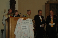 opening2012-040