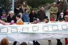 1981-Bombakkes-Carnavalsoptocht-30a
