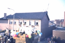 1983-Optocht-gemixt-rond-Spoorstraat-en-Europaplein-09