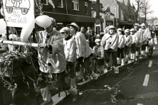 1984-Bombakkes-Carnavalsoptocht-15