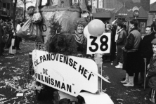 1984-Bombakkes-Carnavalsoptocht-18