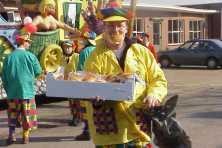 2001-Bombakkes-Carnavalsoptocht-Vriendengroep-Davy-Goertz-39