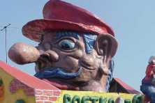 2001-Bombakkes-Carnavalsoptocht-Vriendengroep-Davy-Goertz-48