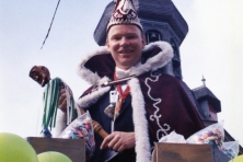 2003-Bombakkes-Carnavalsoptocht-gezien-vanaf-Ex-Prinsenwagen-01