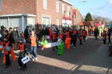 2006-Bombakkes-Carnavalsoptocht-in-de-Steendalerstraat-025