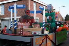 2006-Bombakkes-Carnavalsoptocht-in-de-Steendalerstraat-045