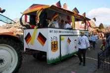 2006-Bombakkes-Carnavalsoptocht-in-de-Steendalerstraat-085