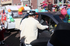 2011-03-06-optocht-018