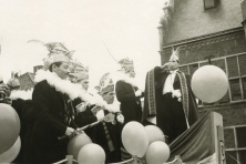 1964-Bombakkes-Carnavalsoptocht-01