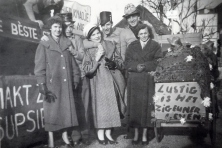 1957-Bombakkes-Carnavalsoptocht-01