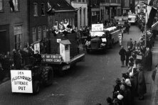 1957-Carnavaloptocht-01