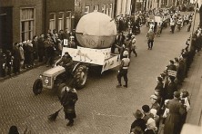 1958-Bombakkes-Carnavalsoptocht-05