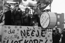 1974-Bombakkes-Carnavalsoptocht-02