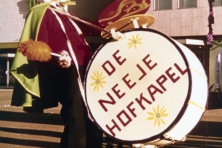 1974-Bombakkes-Carnavalsoptocht-03
