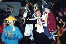 1983-Bombakkes-Scholenbezoek-02