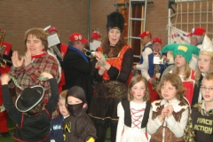 Scholenbezoek2011 001
