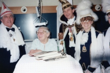 1986-Bombakkes-Ziekenbezoek-07