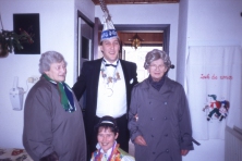 1990-Bombakkes-Ziekenbezoek-27